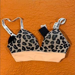 Victoria Secret Wireless Bra
